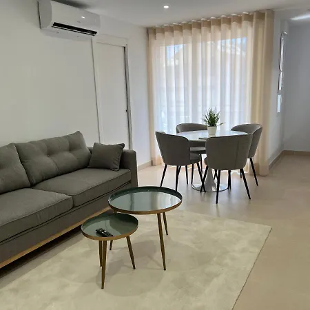 Sur Palmeras 7 شقة